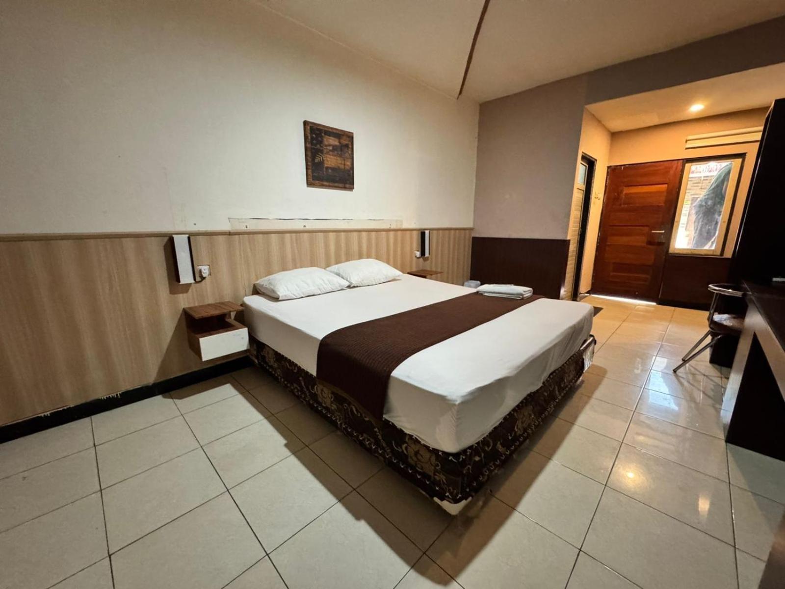 Wisma Madagaskar Palangka Raya Dış mekan fotoğraf
